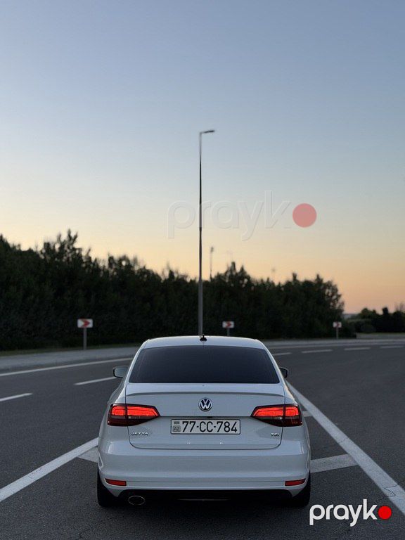 Volkswagen Jetta, 1.8 L, 2016 il, 136 800 km — Avtomobillər, Bakı (5)