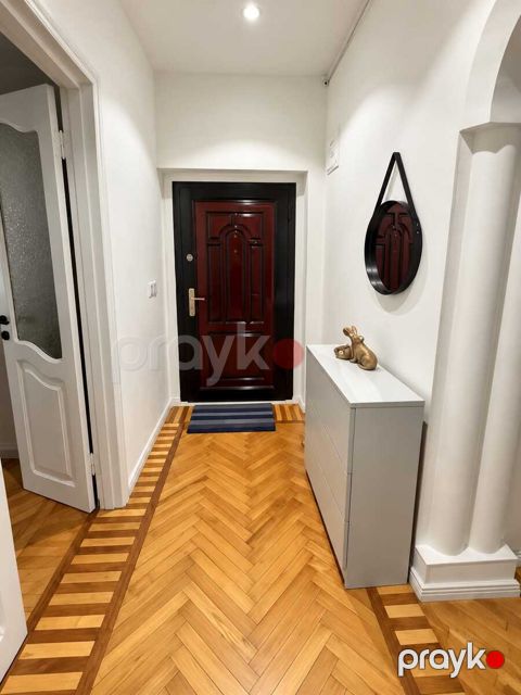 Satılır 3 otaqlı köhnə tikili 70 m² — Bakı