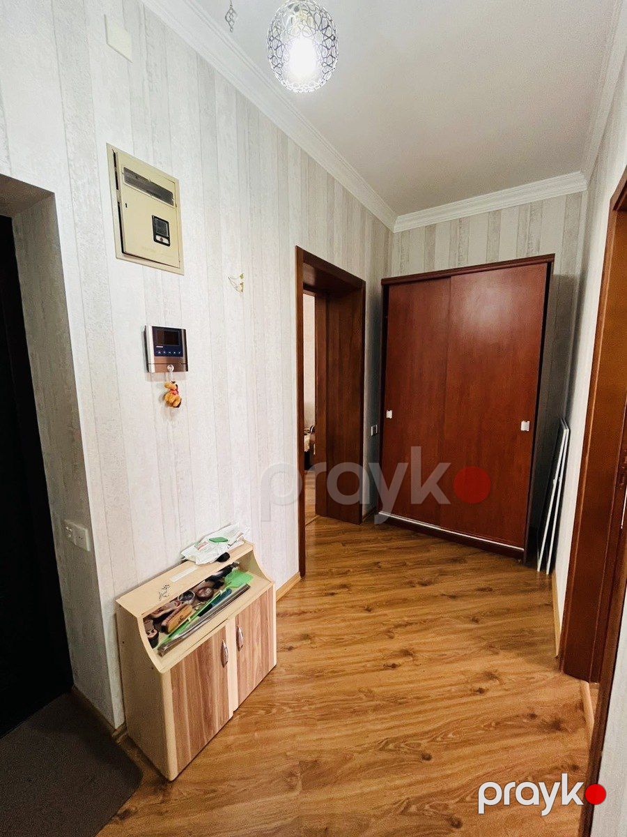 Satılır 2 otaqlı köhnə tikili 61 m² — Mənzil, Bakı (7)