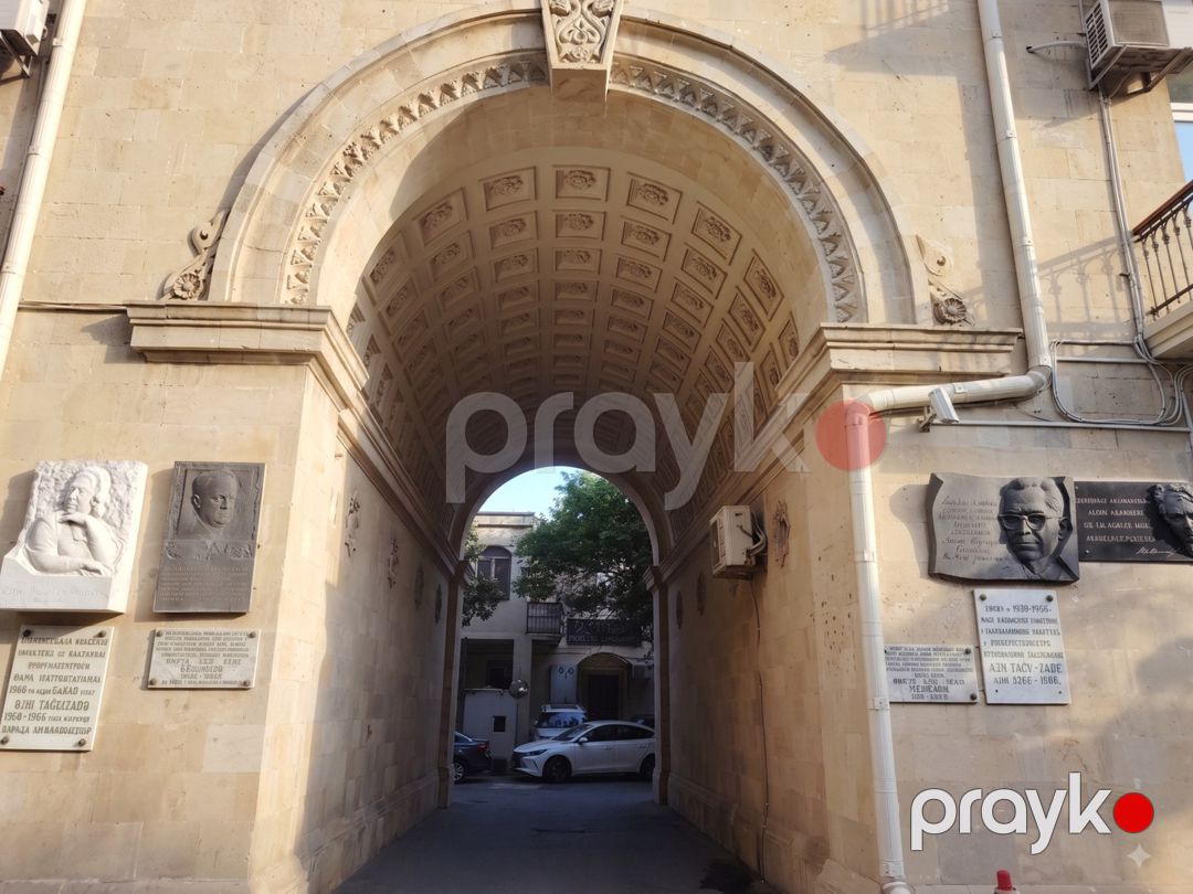 Satılır 3 otaqlı köhnə tikili 78 m² — Mənzil, Bakı (2)