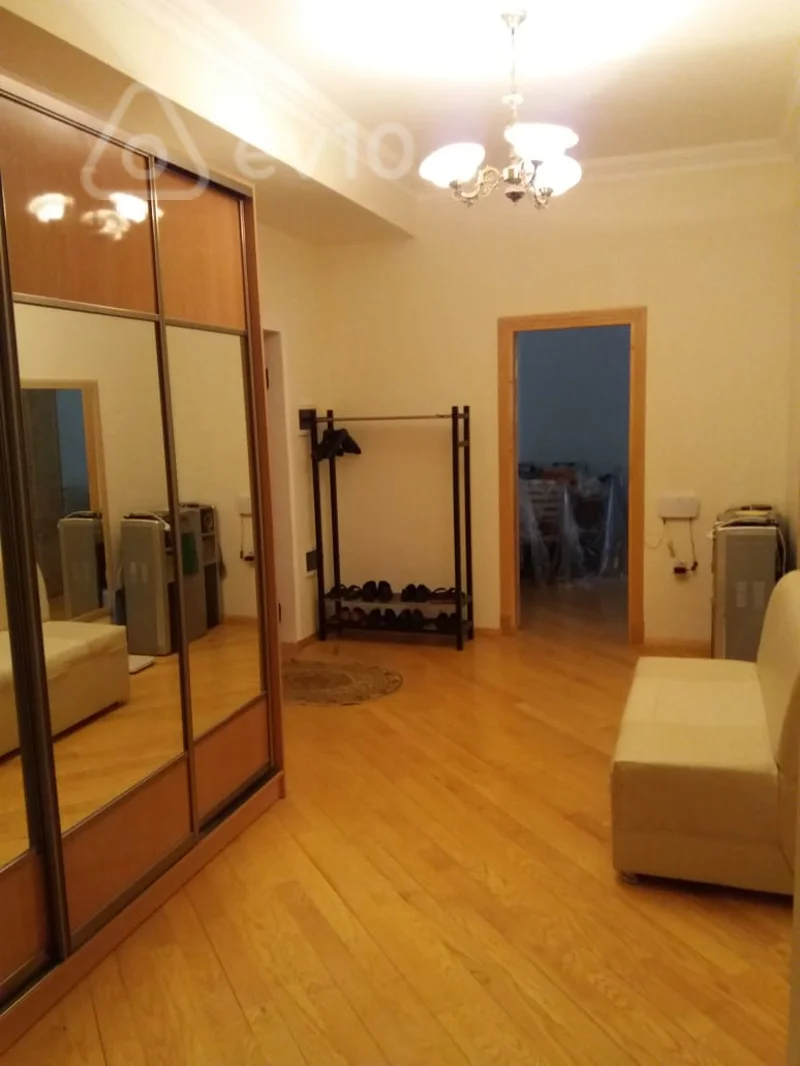 3 otaqlı mənzil, 137 m², Tolstoy kucesi — Mənzil, Bakı (9)