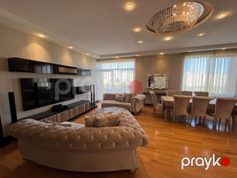 İcarəyə verilir 3 otaqlı yeni tikili 140 m²