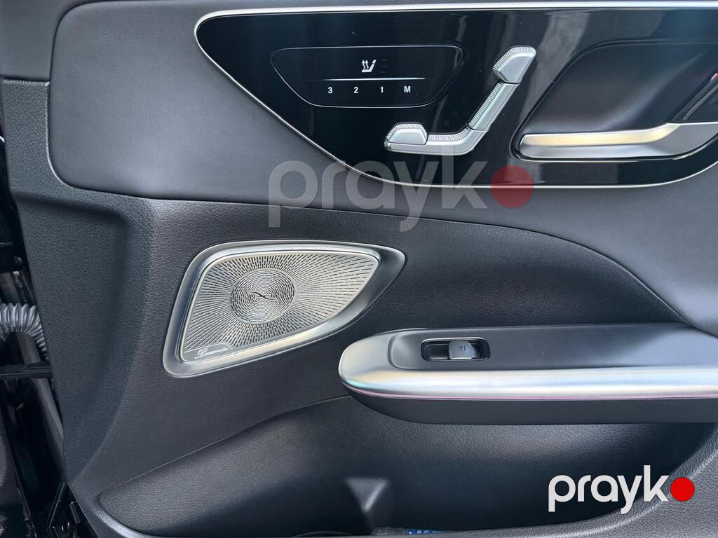 Mercedes C 63 AMG 4MATIC, 2.0 L, 2023 il, 25 000 km — Avtomobillər, Bakı (8)