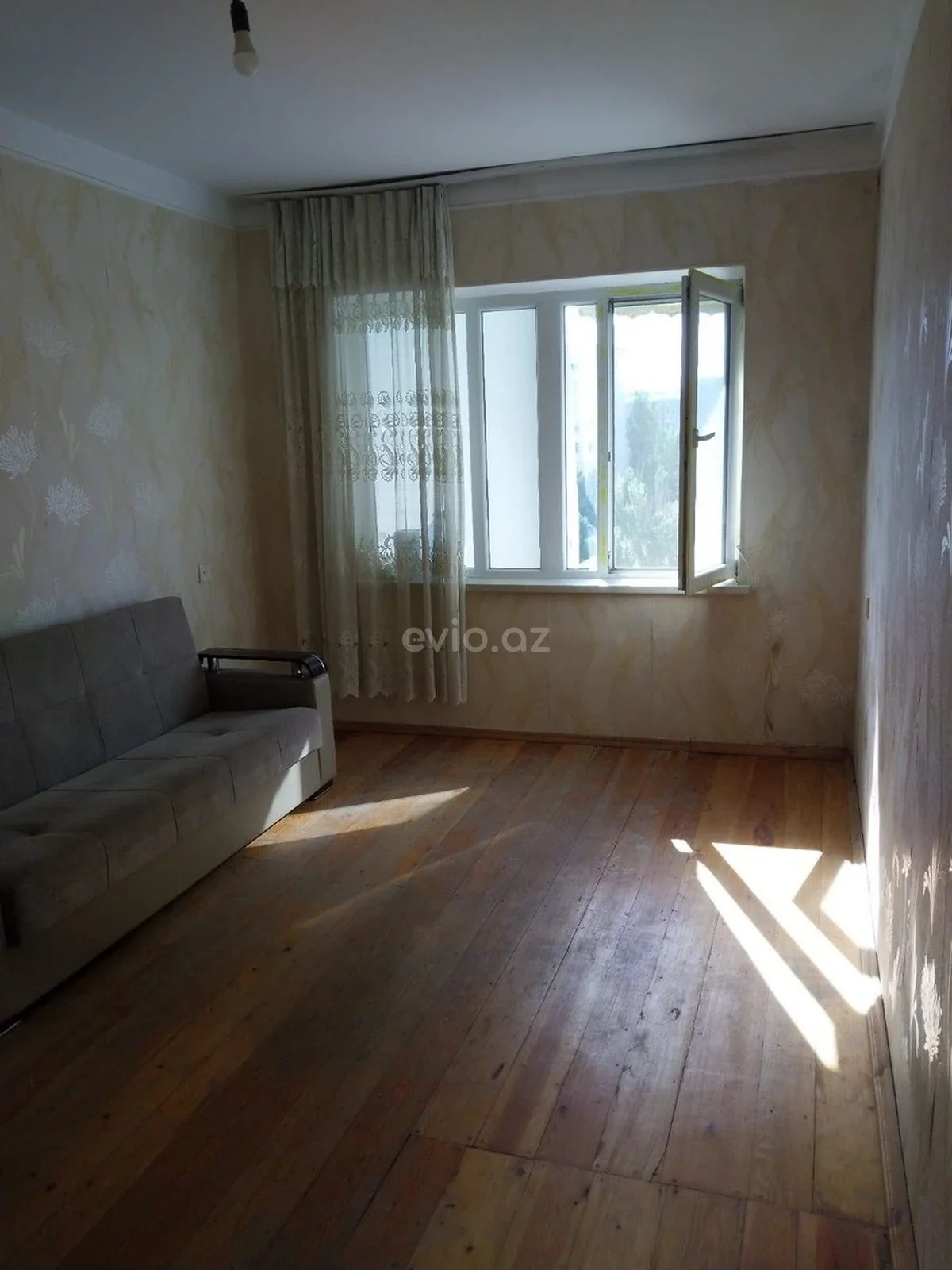 2 otaqlı orta təmirli mənzil satılır 8-ci mikrorayonda — Mənzil, Bakı (2)