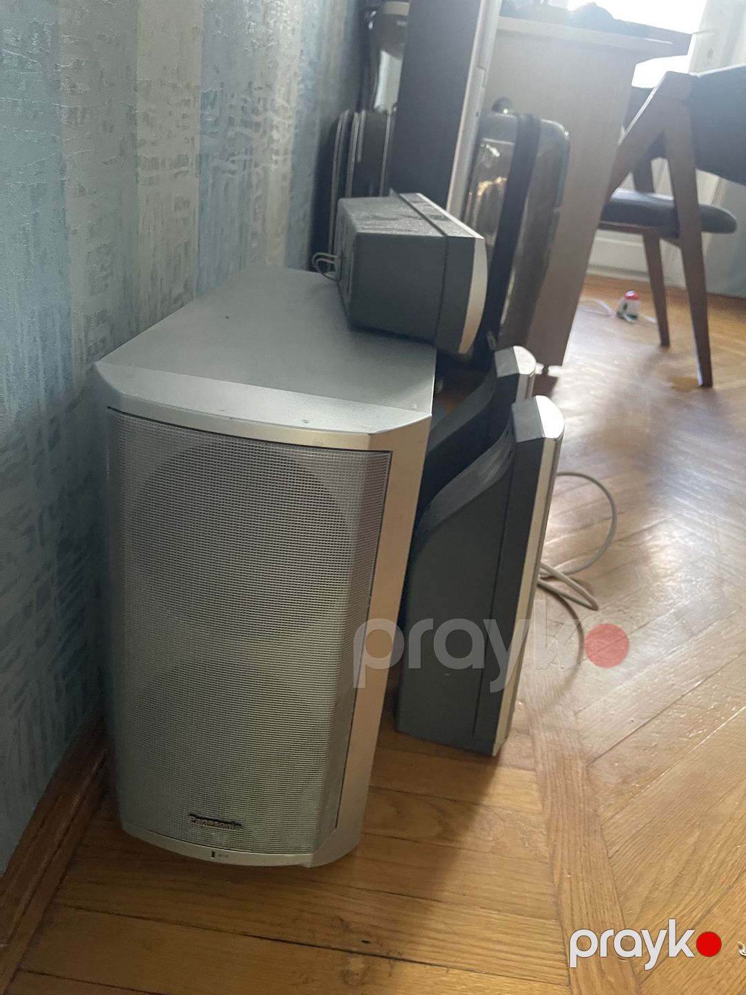 Panasonic DVD Home Theater 5.1 – satılır Panasonic SA-HT840 DVD Home Theater sistemi satılır. Komplekt 5 ədəd kolonka + əsas DVD/audio blokdan ibarətdir. Normal işlək vəziyyətdədir. Səliqəli istifadə olunub. Ev kinoteatrı və musiqi üçün uyğundur — TV qabları və media pleyer, Bakı (5)