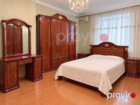 Yataq desti 250₼ Unvan Bakixanov &Rumi E — Bakı