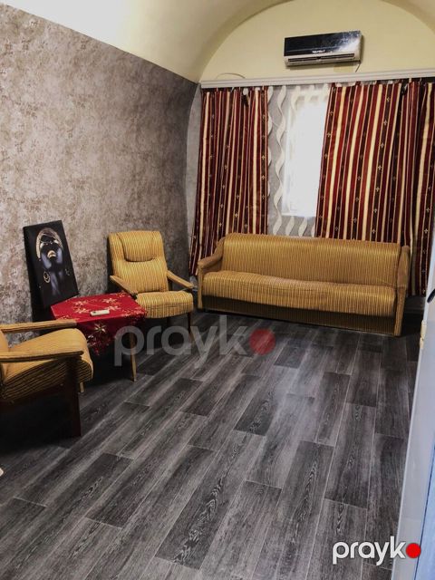 Satılır 2 otaqlı köhnə tikili 50 m² — Bakı