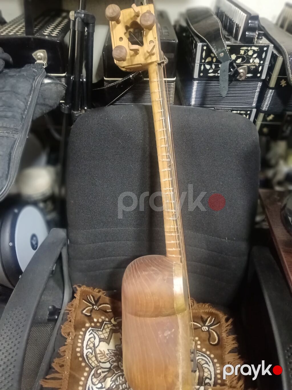 Tut agacından təzə tar — Gitarlar və digər simli alətlər, Bakı (2)