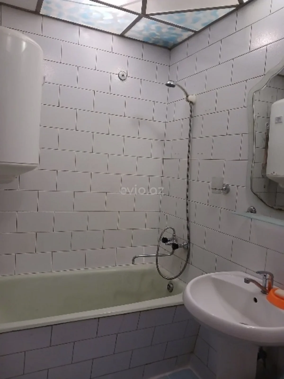 Kirayə 2 otaqlı mənzil 9-cu mikrorayonda — Mənzil, Bakı (8)