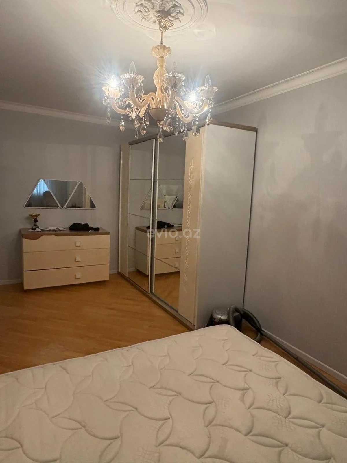 3 otaqlı tam təmirli mənzil satılır Bakıxanov qəsəbəsində — Mənzil, Bakı (6)