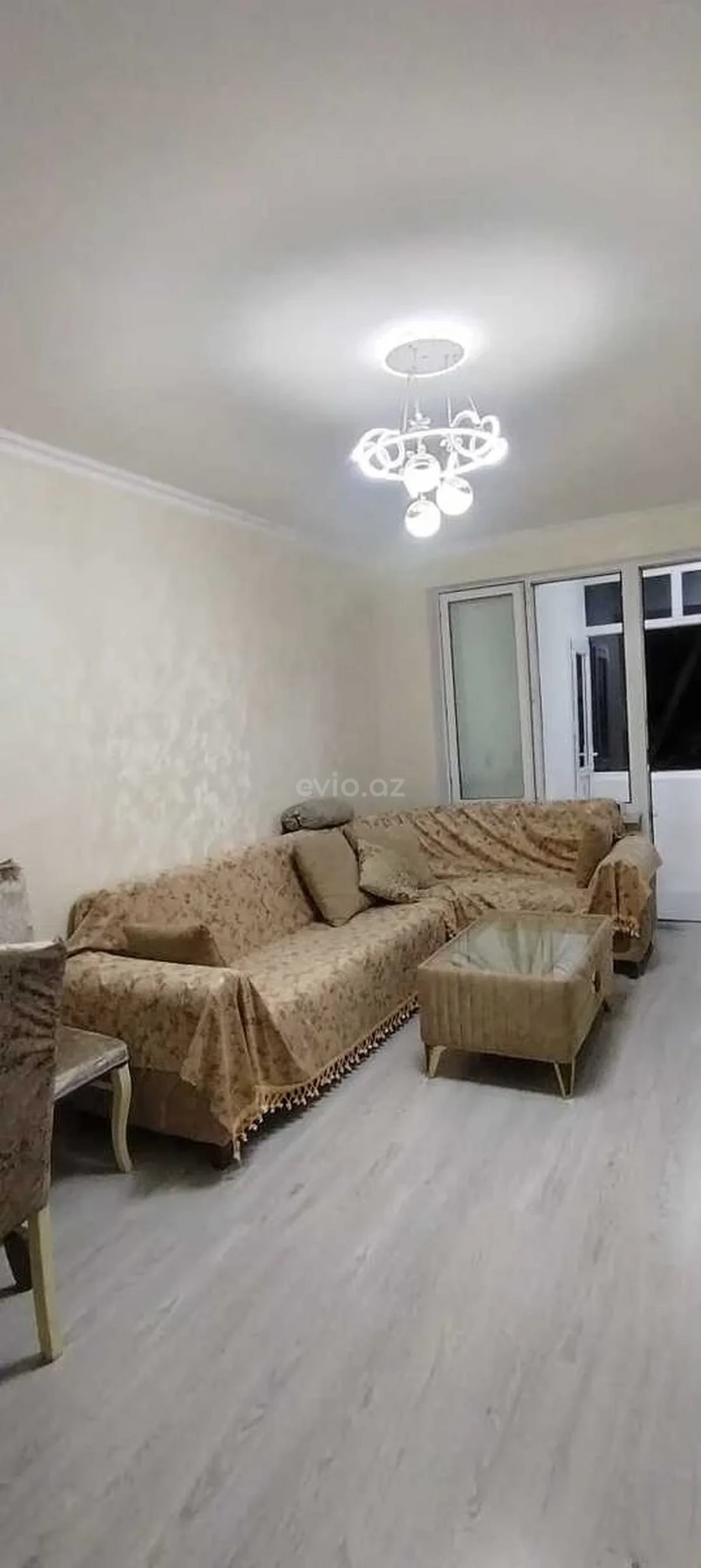 Kirayə 1 otaqlı mənzil Neftçilər metrosu yaxınlığında — Mənzil, Bakı (2)