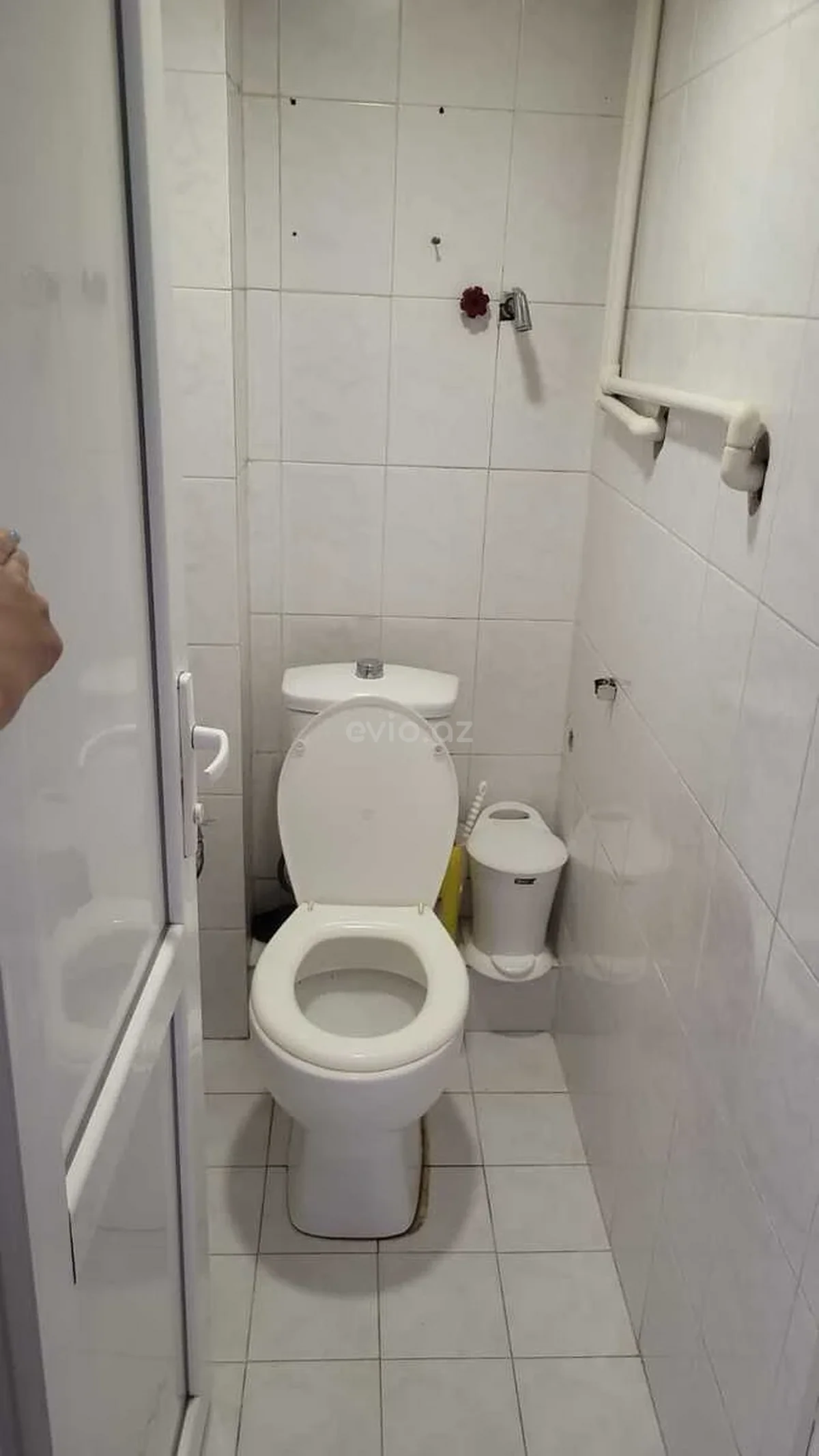 Kirayə 2 otaqlı mənzil Xalqlar Dostluğu metrosu yaxınlığında — Mənzil, Bakı (8)