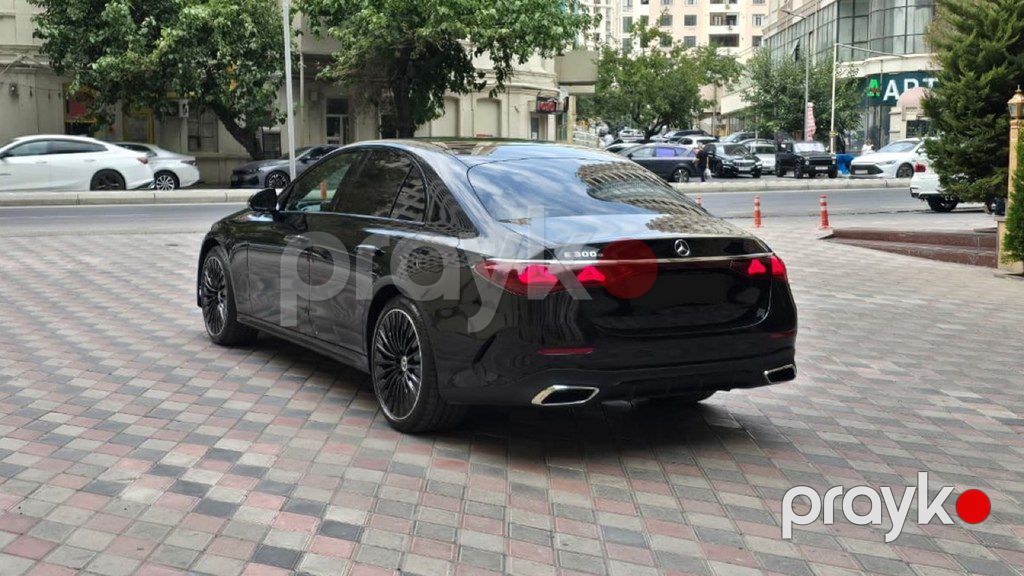 Mercedes E 300 e, 2.0 L, 25.4 kWh, 2024 il, 47 799 km — Avtomobillər, Bakı (8)