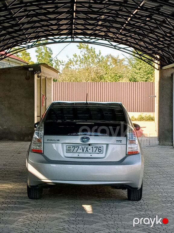 Toyota Prius, 1.8 L, 1.3 kWh, 2010 il, 692 000 km — Avtomobillər, Lənkəran (4)