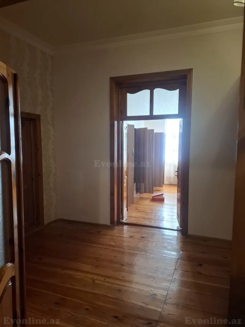 Kirayə verilir 3 otaqlı Həyət evi 1024 m² Gəncə — Ev, villa, Gəncə (8)