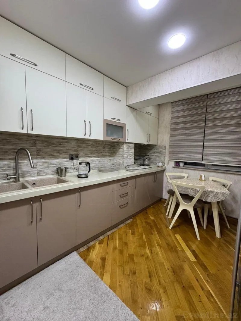Satılır 3 otaqlı Mənzil Köhnə tikili 100 m² Bakı, Binəqədi r — Mənzil, Bakı (8)