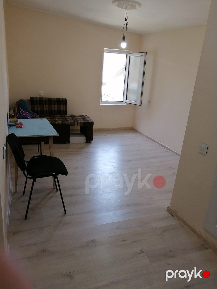 İcarəyə verilir 1 otaqlı köhnə tikili 23 m² — Mənzil, Bakı (4)