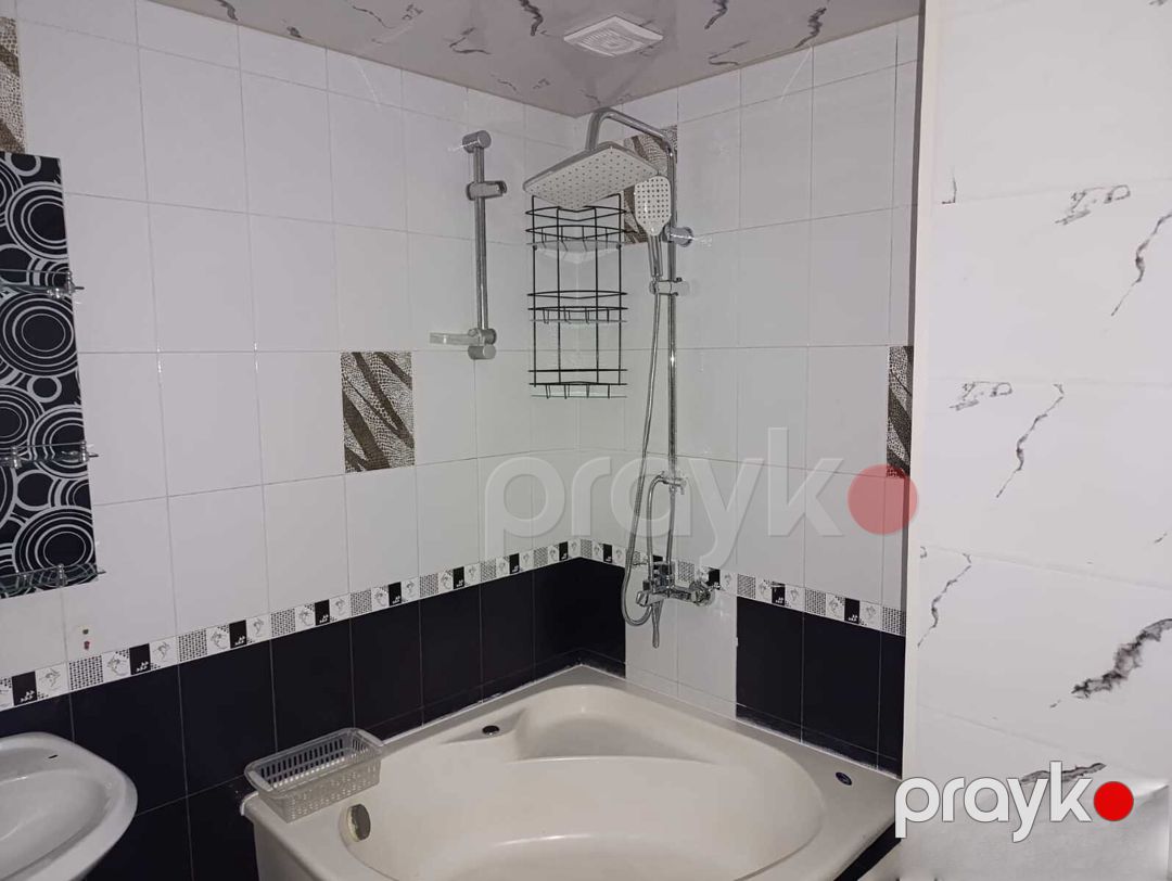Satılır 3 otaqlı köhnə tikili 100 m² — Mənzil, Bakı (9)