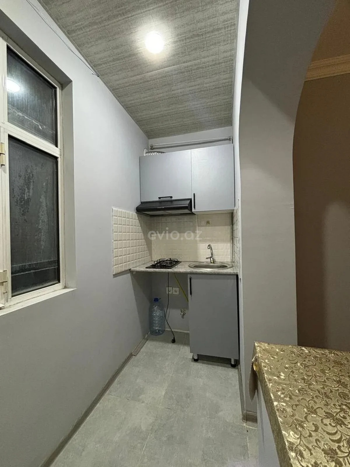 Kirayə 2 otaqlı mənzil Xalqlar Dostluğu metrosu yaxınlığında — Mənzil, Bakı (3)