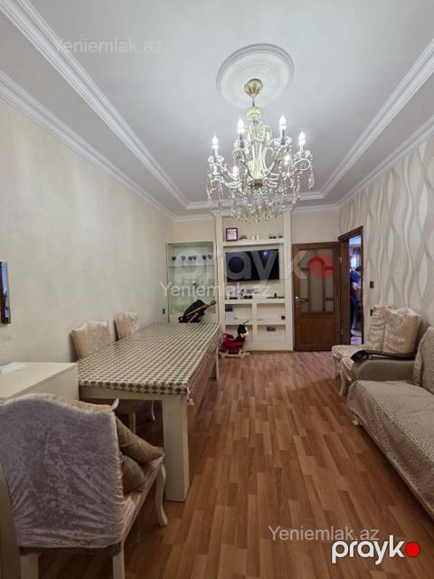 Satılır 3 otaqlı Bina evi menzil (Köhnə tikili), 70 m², Xətai rayonu — Bakı