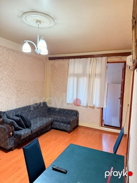 İcarəyə verilir 2 otaqlı köhnə tikili 35 m² — Bakı