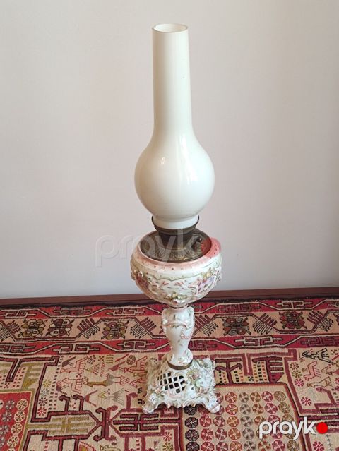 Neft lampası — Bakı