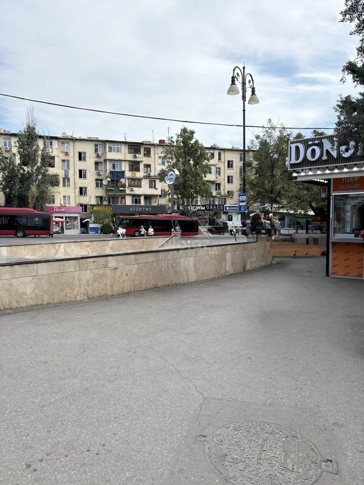 2 otaqlı orta təmirli mənzil satılır 3-cü mikrorayonda — Mənzil, Bakı (12)