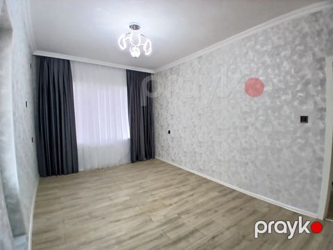 Satılır 2 otaqlı köhnə tikili 65 m² — Bakı