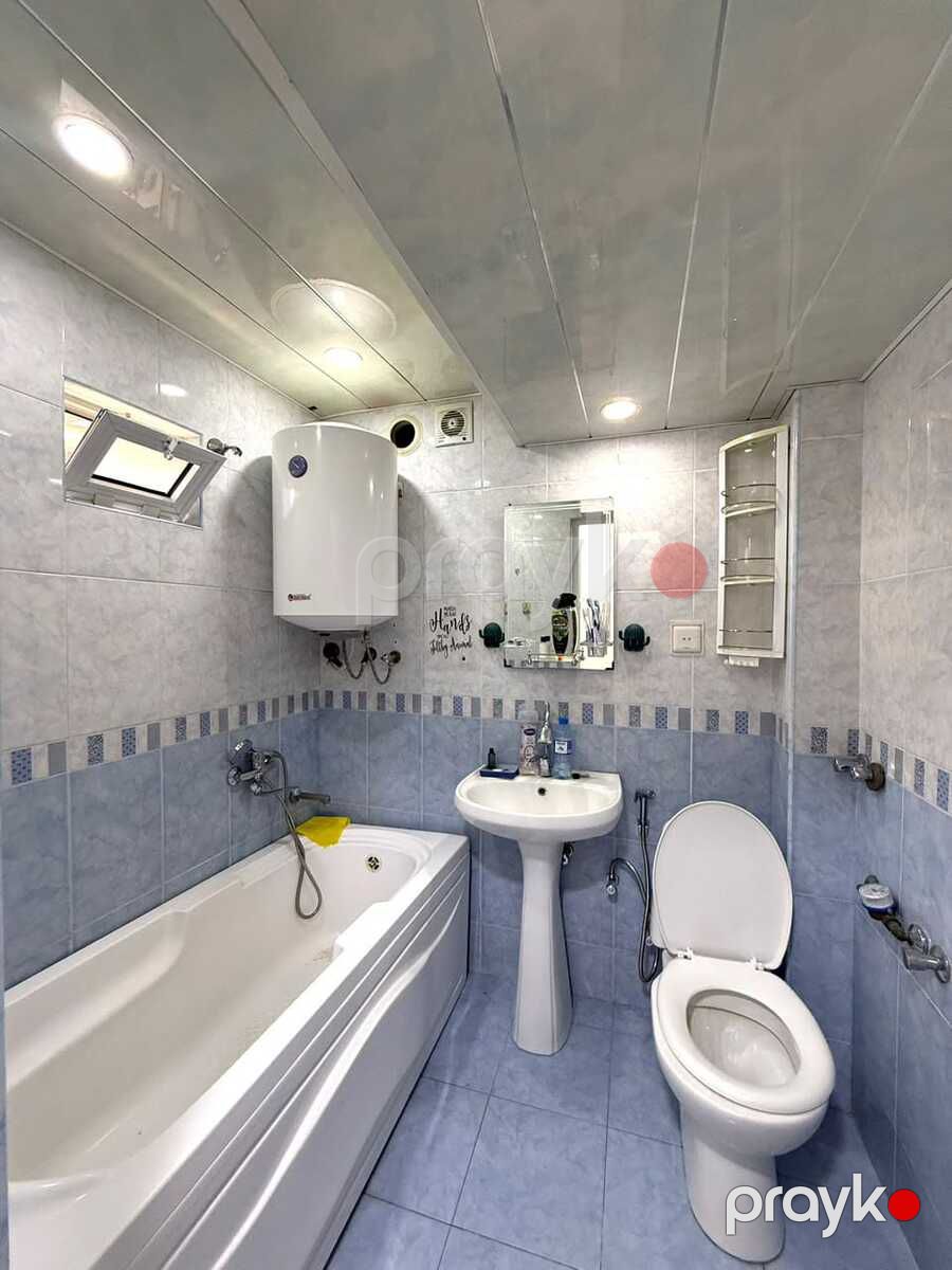 Satılır 2 otaqlı köhnə tikili 55 m² — Mənzil, Bakı (6)