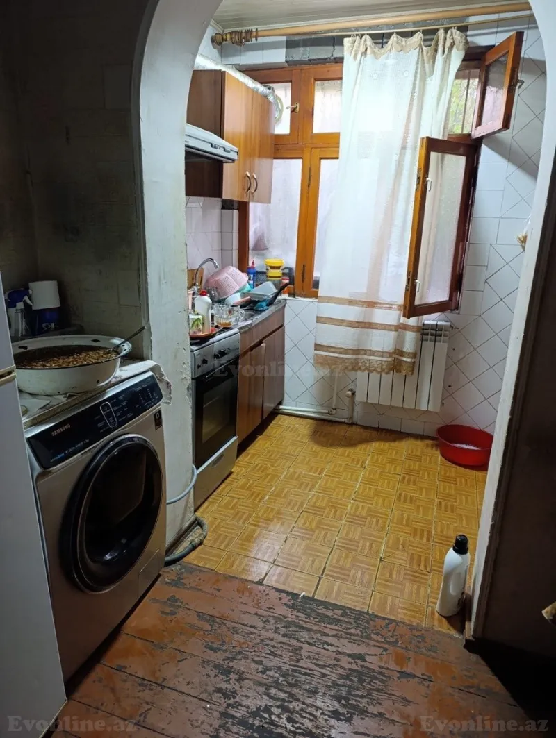 Satılır 2 otaqlı Mənzil Köhnə tikili 55 m² Bakı, Nəsimi r., Memar Əcəmi m., 4-cü mikrorayon — Mənzil, Bakı (8)