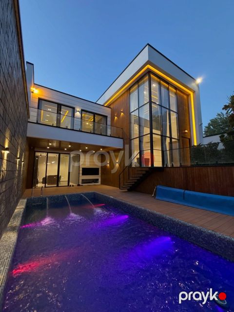 İcarəyə verilir 5 otaqlı həyət evi/bağ evi 400 m² — Bakı