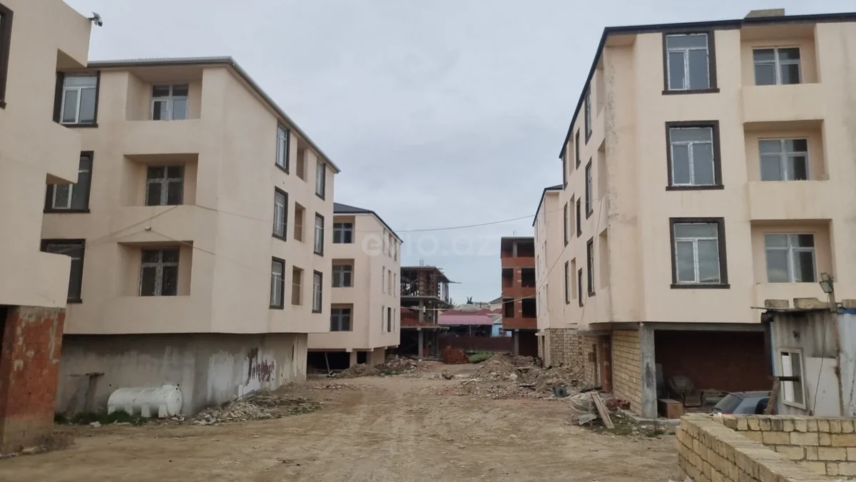 2 otaqlı mənzil satılır Binəqədi qəsəbəsində — Mənzil, Bakı (2)
