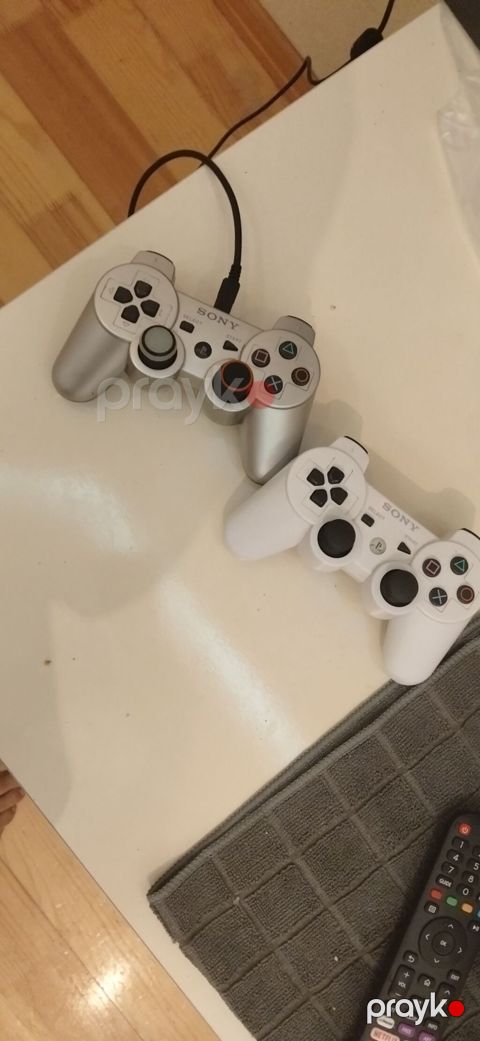 Playstation 3. satıram 2 eded a klass pultlu hec bır problemı yoxdur — Bakı
