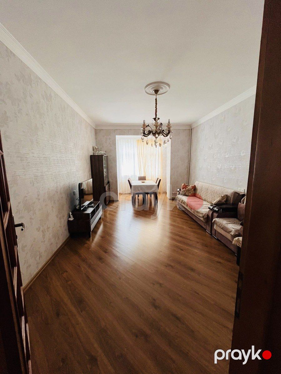 Satılır 2 otaqlı köhnə tikili 61 m² — Mənzil, Bakı (2)
