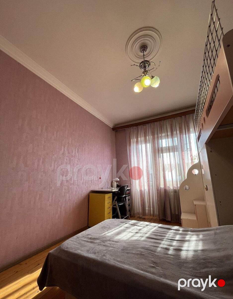 Satılır 4 otaqlı köhnə tikili 120 m² — Mənzil, Bakı (9)
