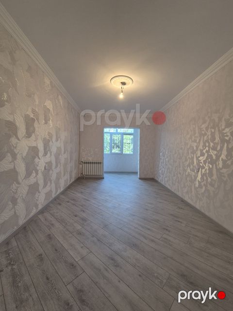 Satılır 1 otaqlı köhnə tikili 45 m² — Bakı