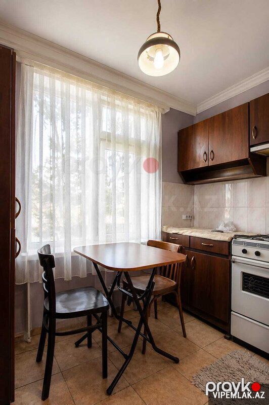 Yasamal rayonunda 2 otaqlı Köhnə tikili Kirayə verilir, 50 m² — Mənzil, Bakı (4)
