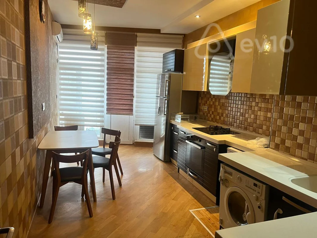 3 otaqlı mənzil, 135 m², Xocalı prospekti 34 — kirayə — Mənzil, Bakı (9)