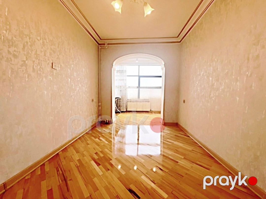 Satılır 2 otaqlı köhnə tikili 70 m² — Mənzil, Bakı (2)