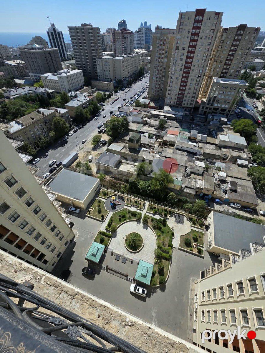 Satılır 6 otaqlı yeni tikili 324 m² — Mənzil, Bakı (2)