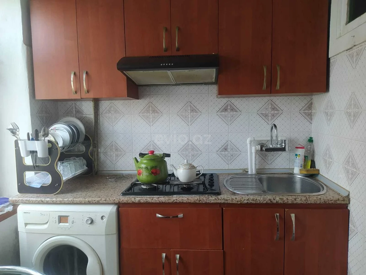 Kirayə 2 otaqlı mənzil Nizami metrosu yaxınlığında — Mənzil, Bakı (6)