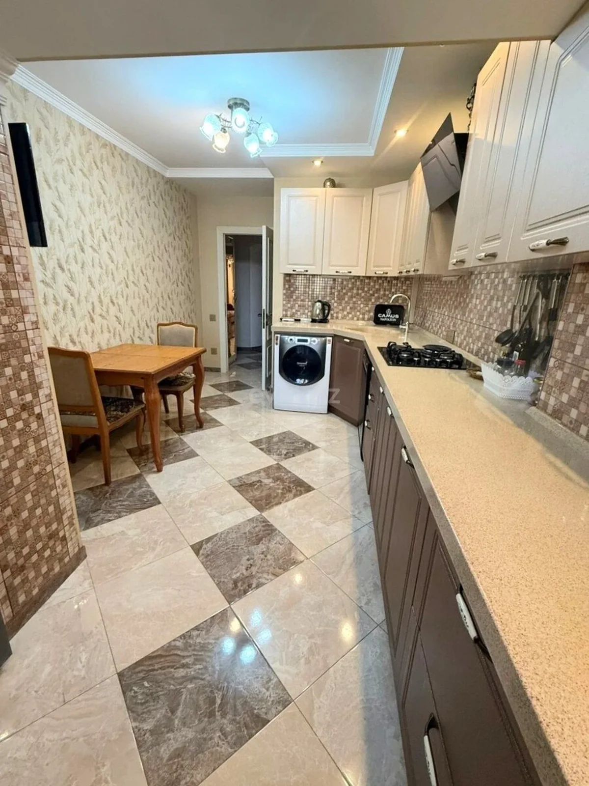 Kirayə 3 otaqlı mənzil Nizami metrosu yaxınlığında — Mənzil, Bakı (4)