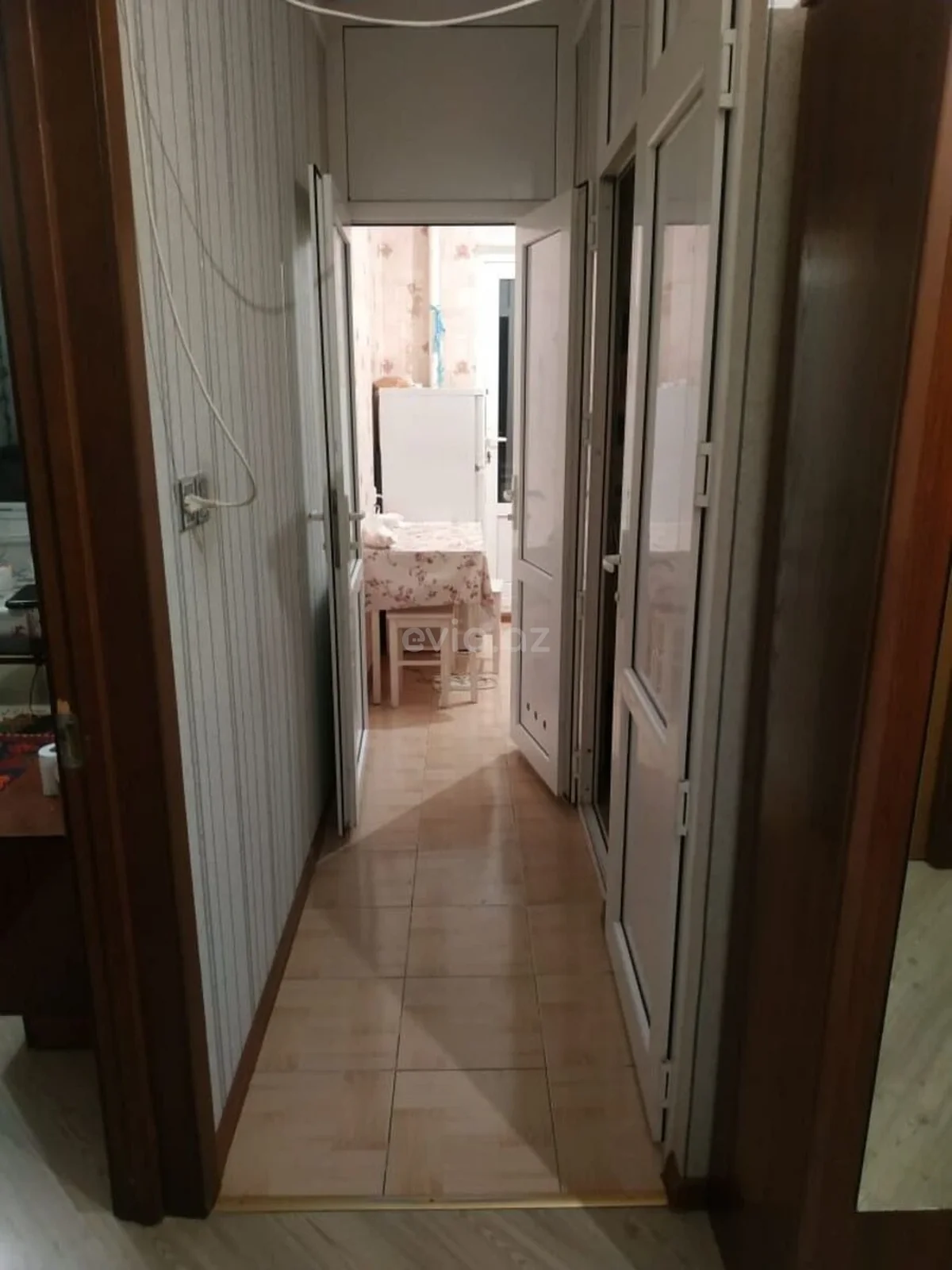 Kirayə 4 otaqlı mənzil Koroğlu metrosu yaxınlığında — Mənzil, Bakı (6)