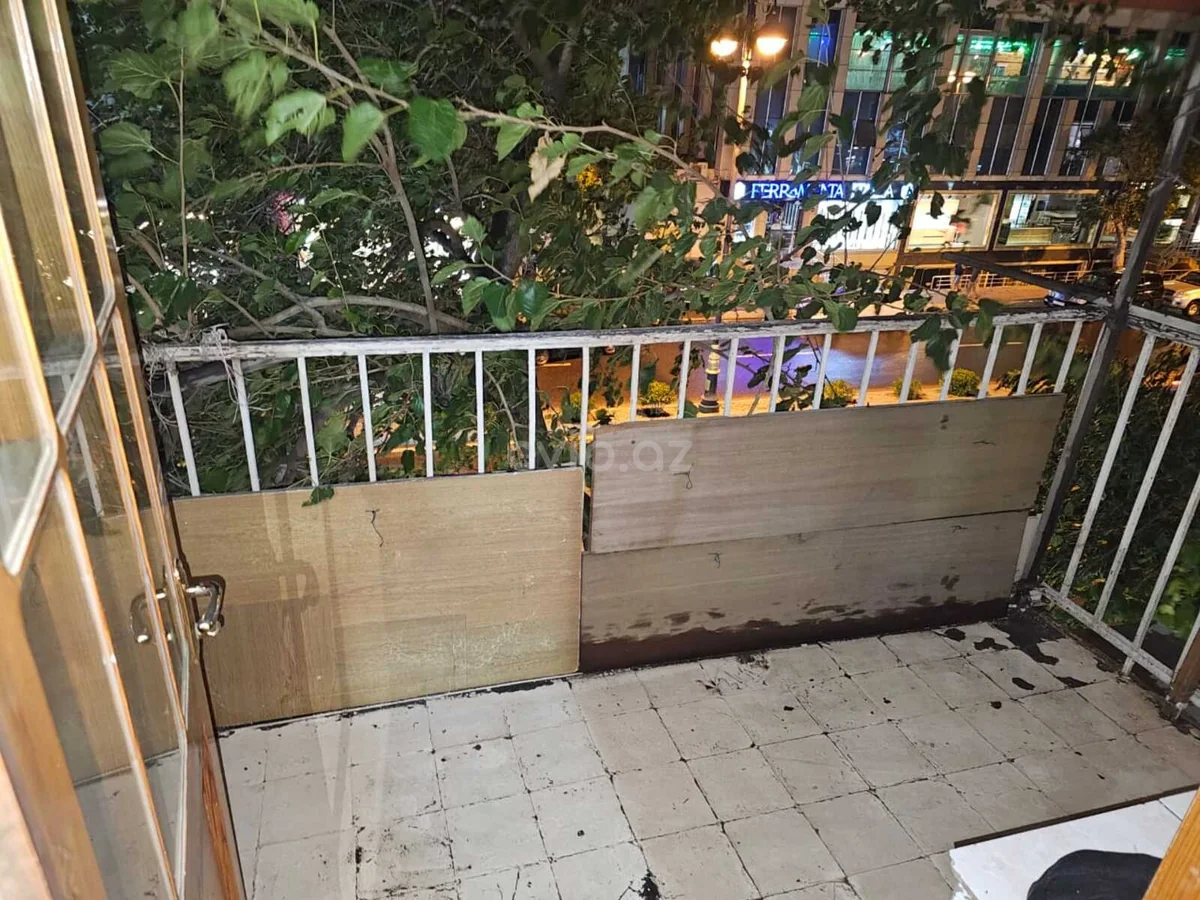 Kirayə 2 otaqlı mənzil Gənclik metrosu yaxınlığında — Mənzil, Bakı (11)
