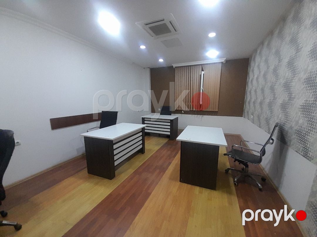 Ofis icarəyə verilir, 25 m², Əhməd Rəcəbli küç., Bakı — Ofis (4)