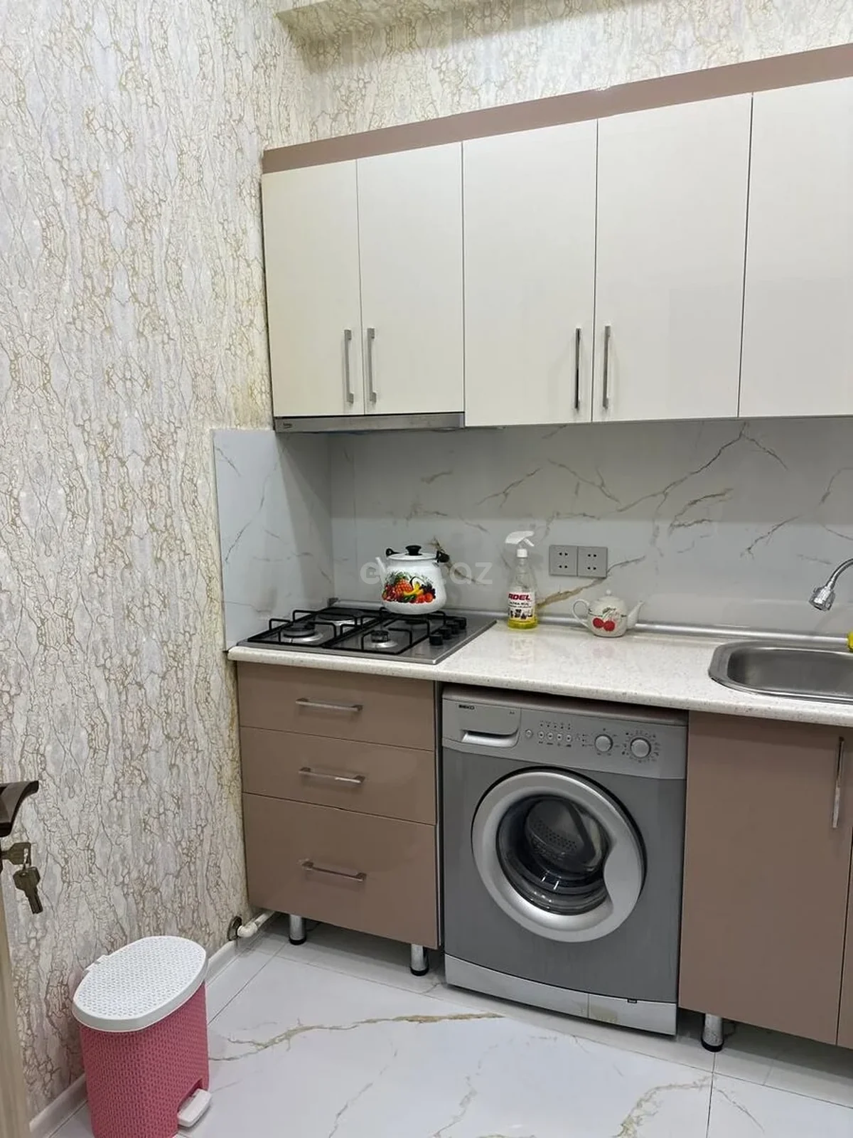 Kirayə 2 otaqlı mənzil 8 Noyabr metrosu yaxınlığında — Mənzil, Bakı (9)
