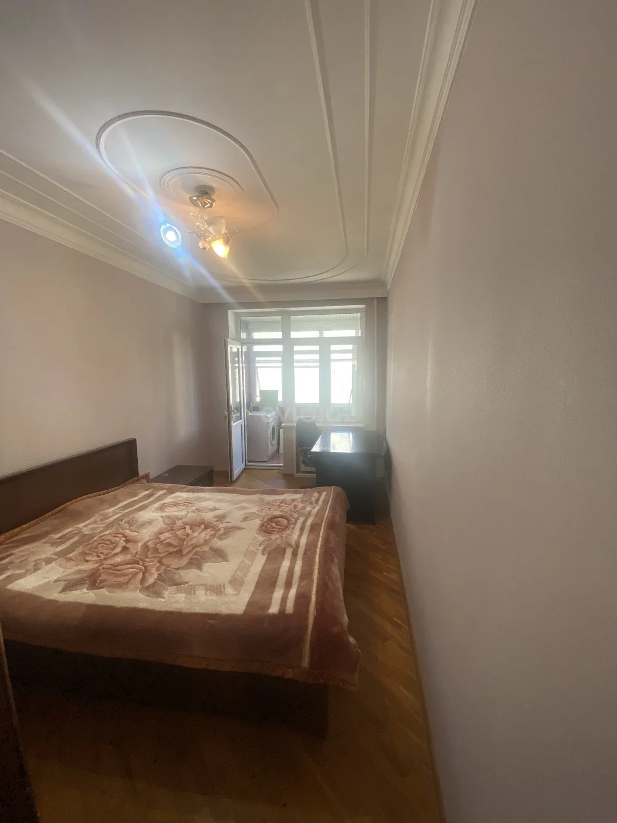Kirayə 3 otaqlı mənzil Səbail rayonunda — Mənzil, Bakı (8)