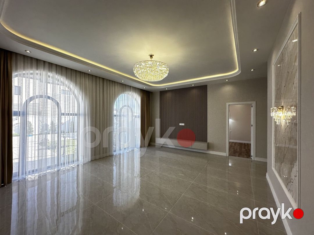 Satılır 4 otaqlı həyət evi/bağ evi 160 m² — Ev, villa, Bakı (9)