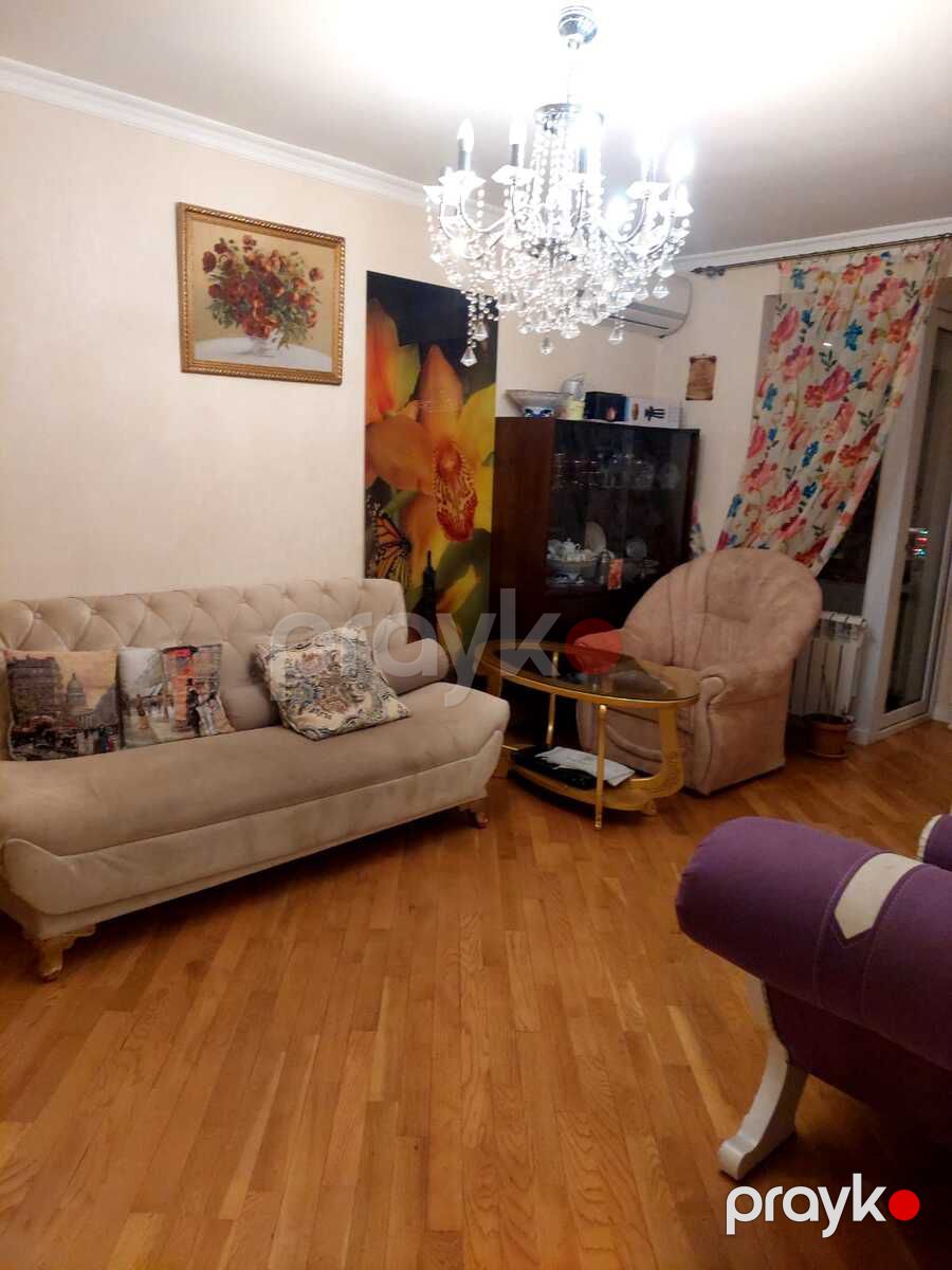 Satılır 2 otaqlı köhnə tikili 65 m² — Mənzil, Bakı (2)