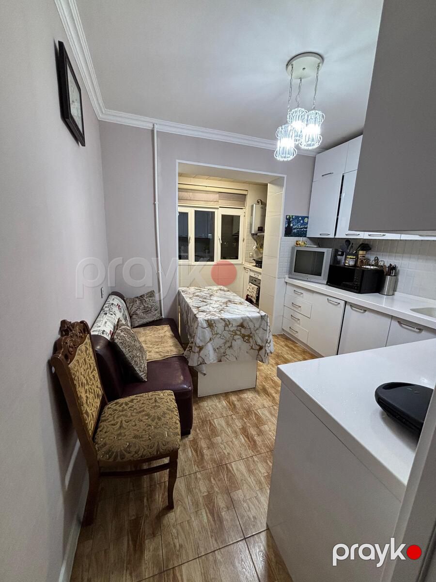 Satılır 4 otaqlı köhnə tikili 95 m² — Mənzil, Bakı (5)